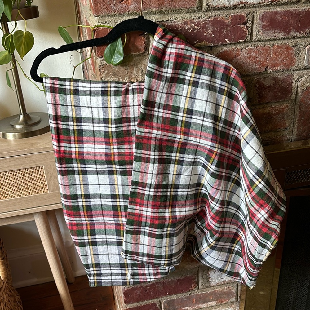 Pottery Barn Standard Shams - Set of 4